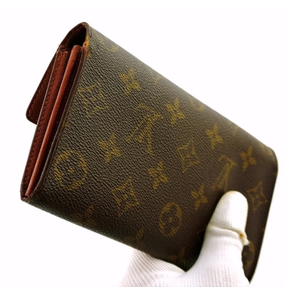 Louis Vuitton Long Sarah Wallet/ Gorgeous/ NO callouts/ w/ Dustbag - Picture 4 of 9